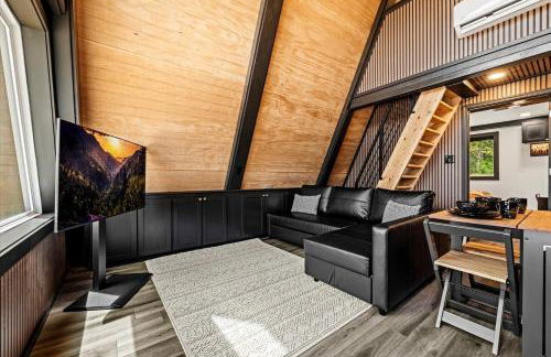 Modern A-Frame Cabin with Breathtaking Views of the Smoky Mountains, Perfect for Families or Groups - Foto 43