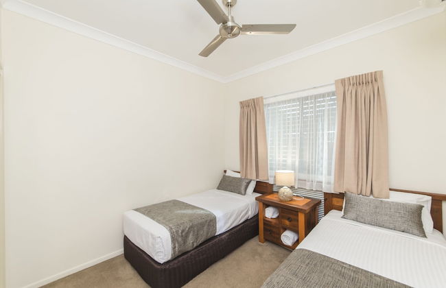 Apartments on Palmer - Photo 5