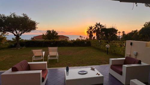 Le note di Cassie - Foto 3, sunbed