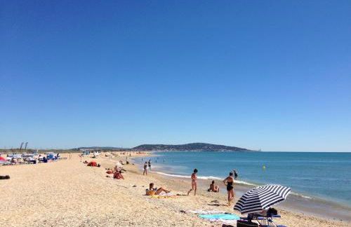 Appartement T2 46m² avec Climatisation et WIFI pour 4 à Sète - FR-1-338-598 - Foto 4