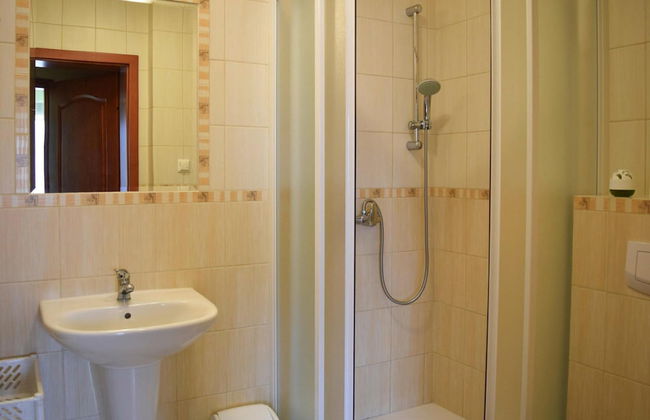 Semi-detached House With Fireplace, Rowy - Photo 11