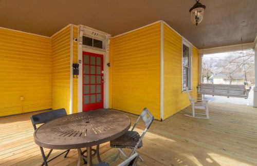 The Sunny Southern Manse Front Walk Downtown - Foto 6