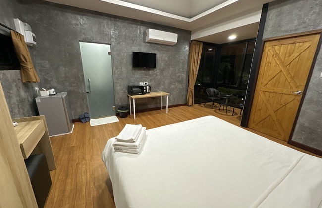 The Beatles Lagoon - Photo 11