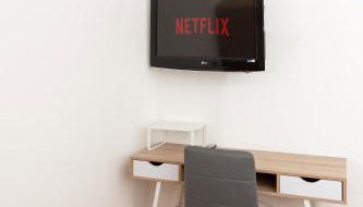 ArtStay - Free Parking, Luxury Apt, M5, Sauna - Foto 2