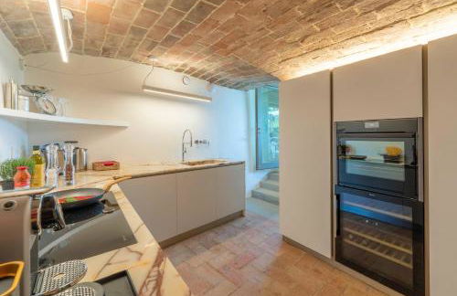 Villa esclusiva nella torre del castello di Tignano tra lusso, storia e natura nel cuore del Chianti - Foto 5