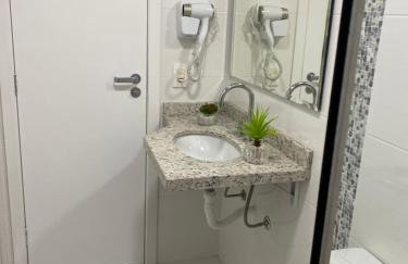 Curitiba Apto 2 dorm com garagem 102 Portão - Foto 14