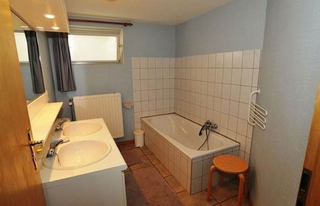 Chalet in Ardennes Near Forest Trails - Foto 9