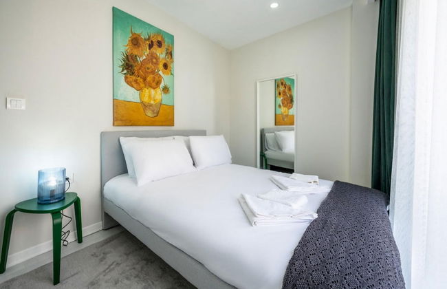 Missafir Modern Flat Near Beach in Muratpasa - Photo 2