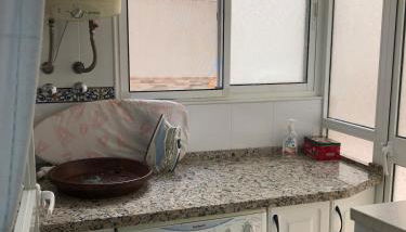 Bonito apartamento con jardín, piscina y aparcamiento gratuito - Photo 5