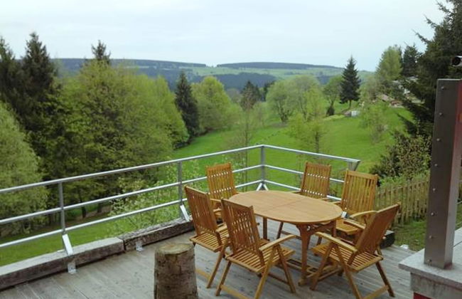 Chalet in Schnett Near Ski Slopes - Foto 11