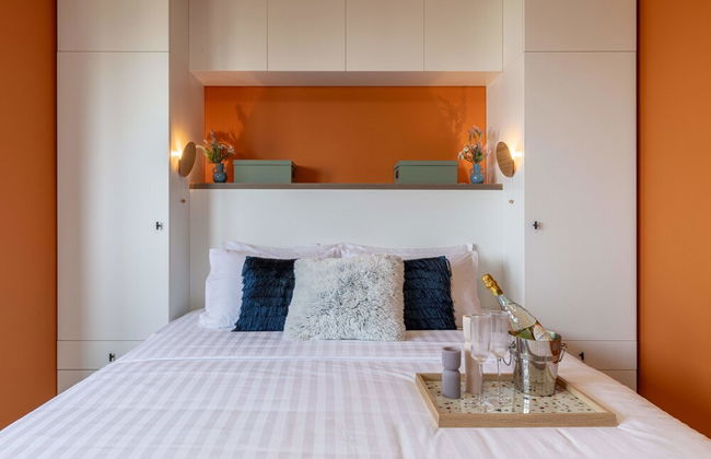 Playful Bright 1BR Near The Faculty of Law - Foto 17