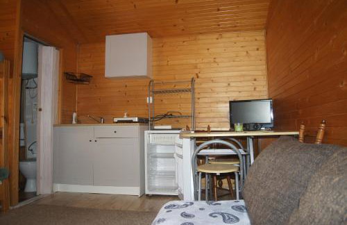 Mały domek nad rzeką Słupią - Foto 6