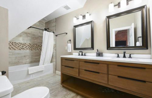 9 Bedroom House with King-sized Bed near Bakery Square - Foto 39