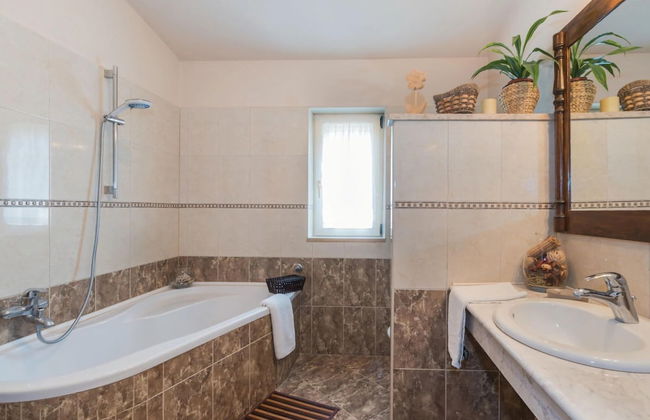 Charming Apartment in Rasa-labin - Foto 12