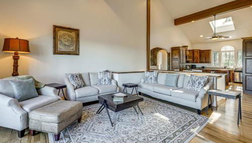 Hot Tub and Water Views Lake Glenville Home! - Foto 5