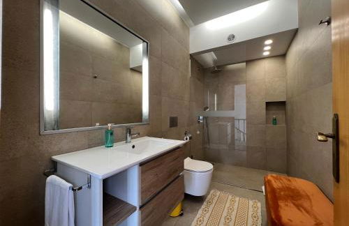 Casas da Avenida e do Pico - Foto 10