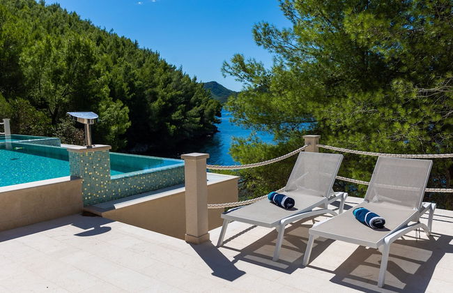 Beachfront Villa Brulupes - Foto 68