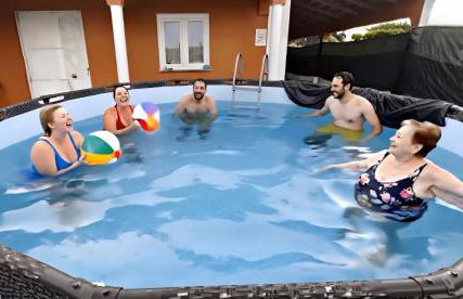 Family-Friendly Villa with Private Pool & Rooftop Oasis - Foto 5