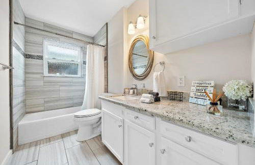 Pool Stay Near DT, Heights WiFi Games Yard BBQ - Foto 33