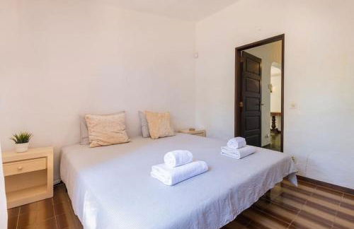 Charming swimming pool villa - Photo 2