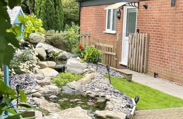 Patio lodge with forest access close to beaches - Foto 1