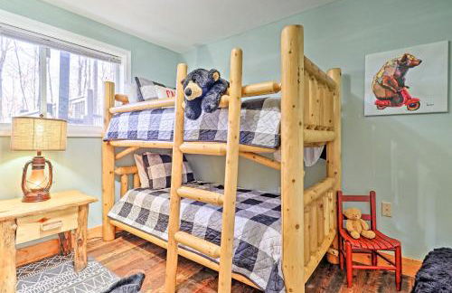 5 Mi to Ski Sapphire Valley Cozy Retreat with Decks - Foto 32