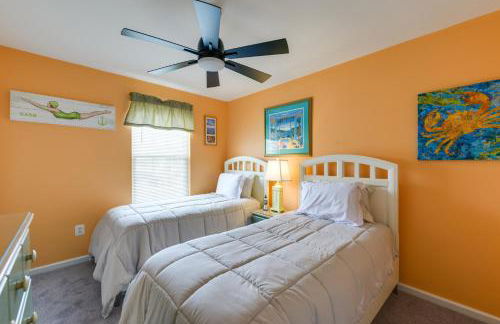 Condo with Deck Walk to Beach and Convention Center! - Foto 22