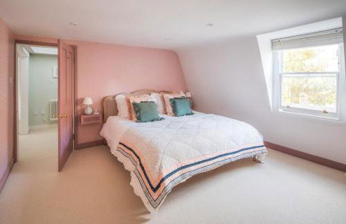 Boutique Retreat in Central Bath - Photo 7