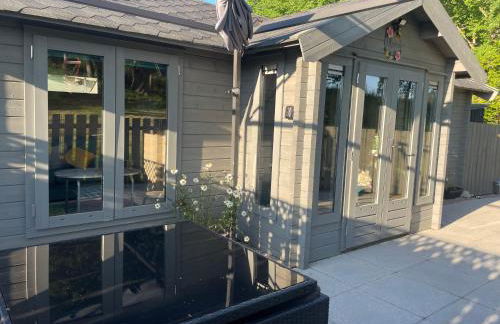 Daisy Cabin - Photo 8