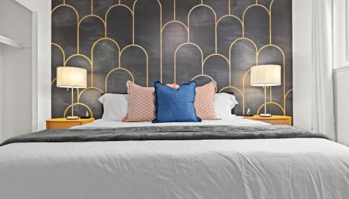 Spacious 2BR Flat, King Bed, Downtown Mt Clemens - Foto 5