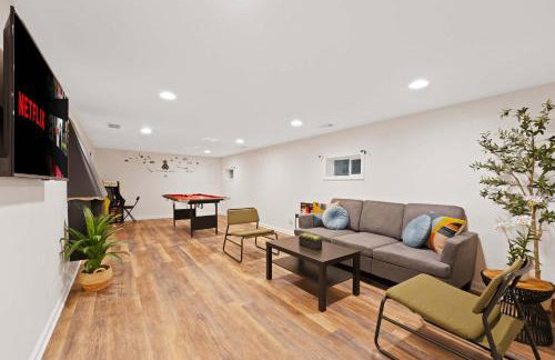 New Elmhurst Gem - Game Room & Amazing Yard - Foto 32