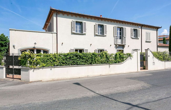 Plush Holiday Home in Cortona with Hot Tub - Foto 34