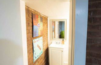 Bright and Hip 2BR Condo in Heart of Ohio City - Foto 16