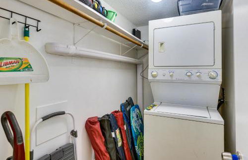 Walkable Calabash Condo with Pool Access! - Foto 19