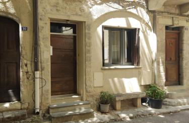 Studio centre ancien - Foto 2