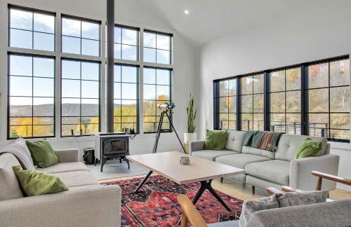 Magnificent Chalet Sweeping Views and Hot Tub - Foto 1