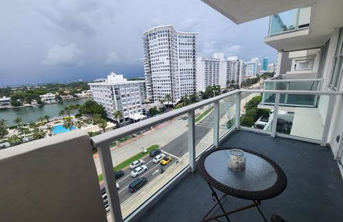 Entire Beach Front Condo w/ pool Amazing view 4pax - Photo 27