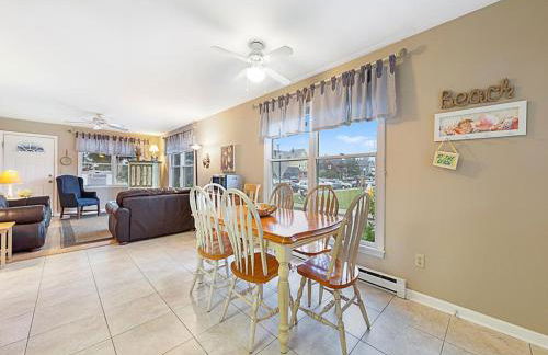 Wifi, Ourdoor Shower, Porch Ocean Side 1St Floor Duplex, A Short Walk From The Best Lbi Attractions, A Small Park, And The Beach, - Foto 10