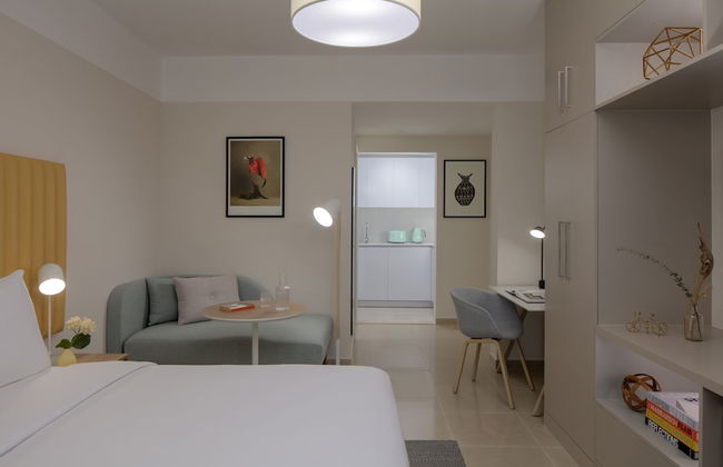 Staybridge Suites Dubai Financial Centre by IHG - Photo 9