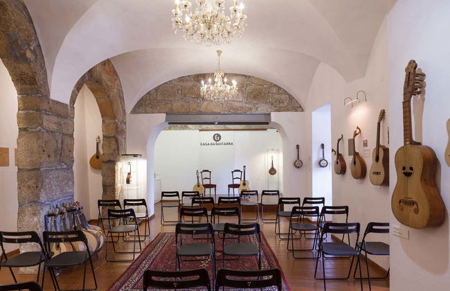Casa da Guitarra Fado Show - Foto 5