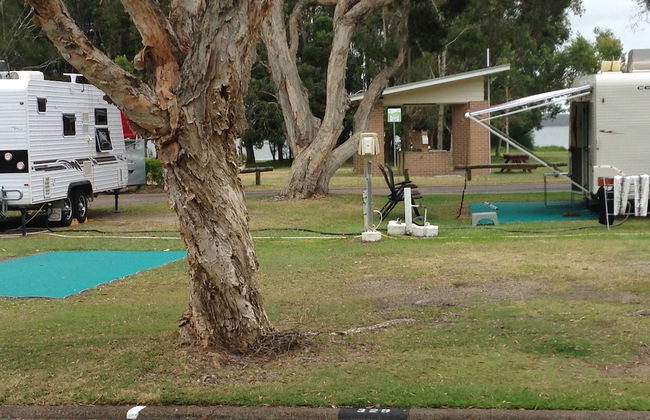 NRMA Budgewoi Holiday Park - Photo 18