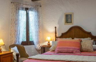 Villa en Cala Morell con piscina privada en el bosque - Foto 14