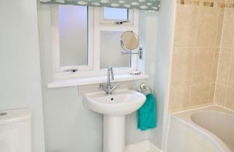 Bryn Gwyn, Sleeps 8, Sea Views, Borth y Gest - Photo 21