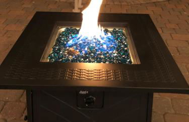 Tiki Paradise House & pool - 10 min to Beach! - Foto 9