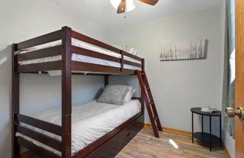 Blue Skies and Cherry Pies by Simple Life Rentals - Foto 11