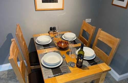 Muddy Paws Cottages - The Nook - Photo 47