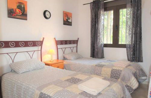 Fabulous 2 bed apartment on Las Ramblas Golf - Foto 15