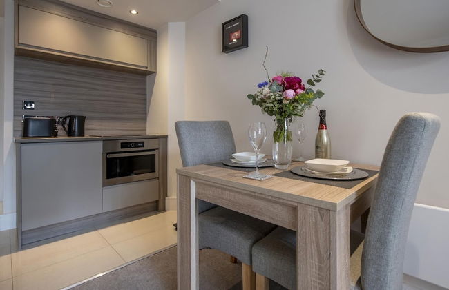 Chocolets - The Kitkat Suite - Photo 6