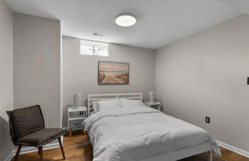 5 BedRooms Family retreat with GameRoom Near DC & Qunatico - Photo 45