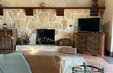 Flagler Beach Ocean Front Villa w/ Lg. In ground Pool-5-6Br/4Bth& attached apt - Photo 34